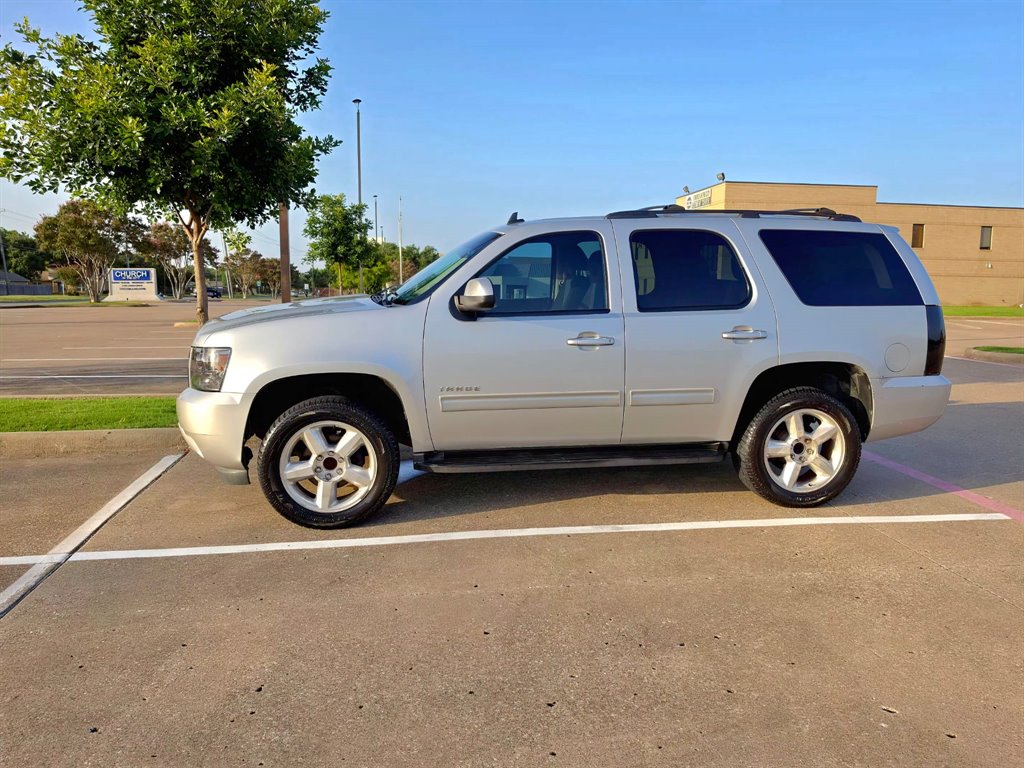 2011 Chevrolet Tahoe - $7,500