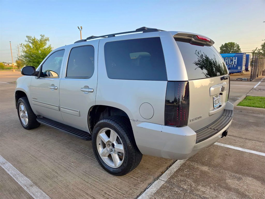 2011 Chevrolet Tahoe - $7,500