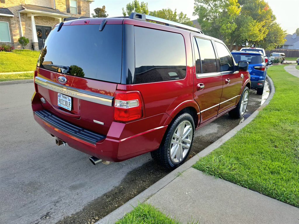 2015 Ford Expedition - $9,999