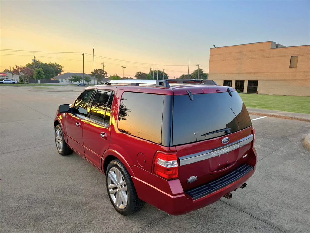 2015 Ford Expedition - $9,999