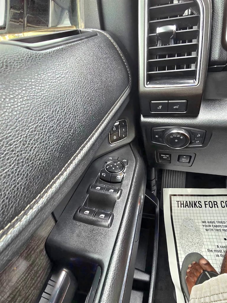 2019 Ford Expedition - $15,999
