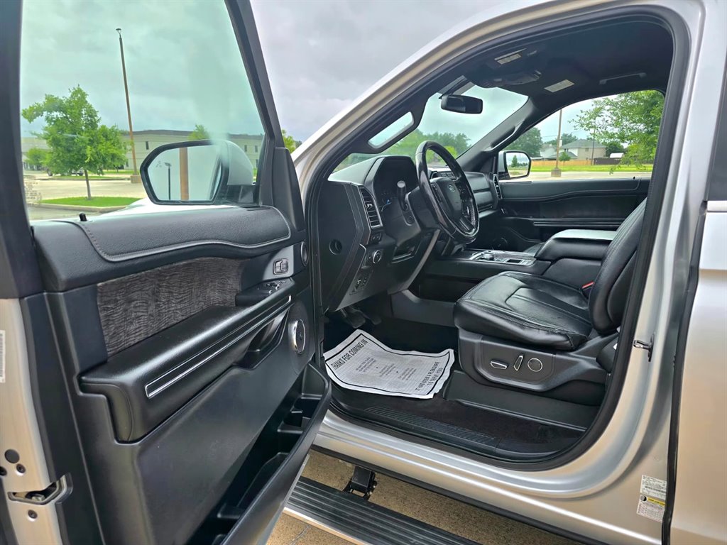 2019 Ford Expedition - $15,999