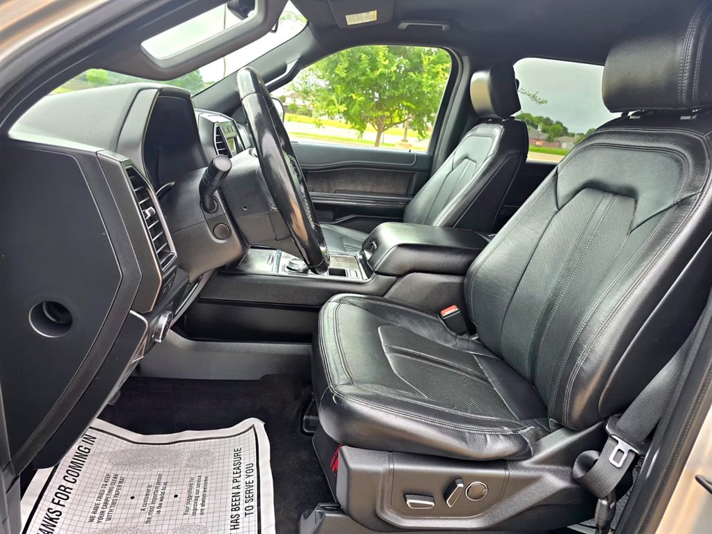 2019 Ford Expedition - $15,999