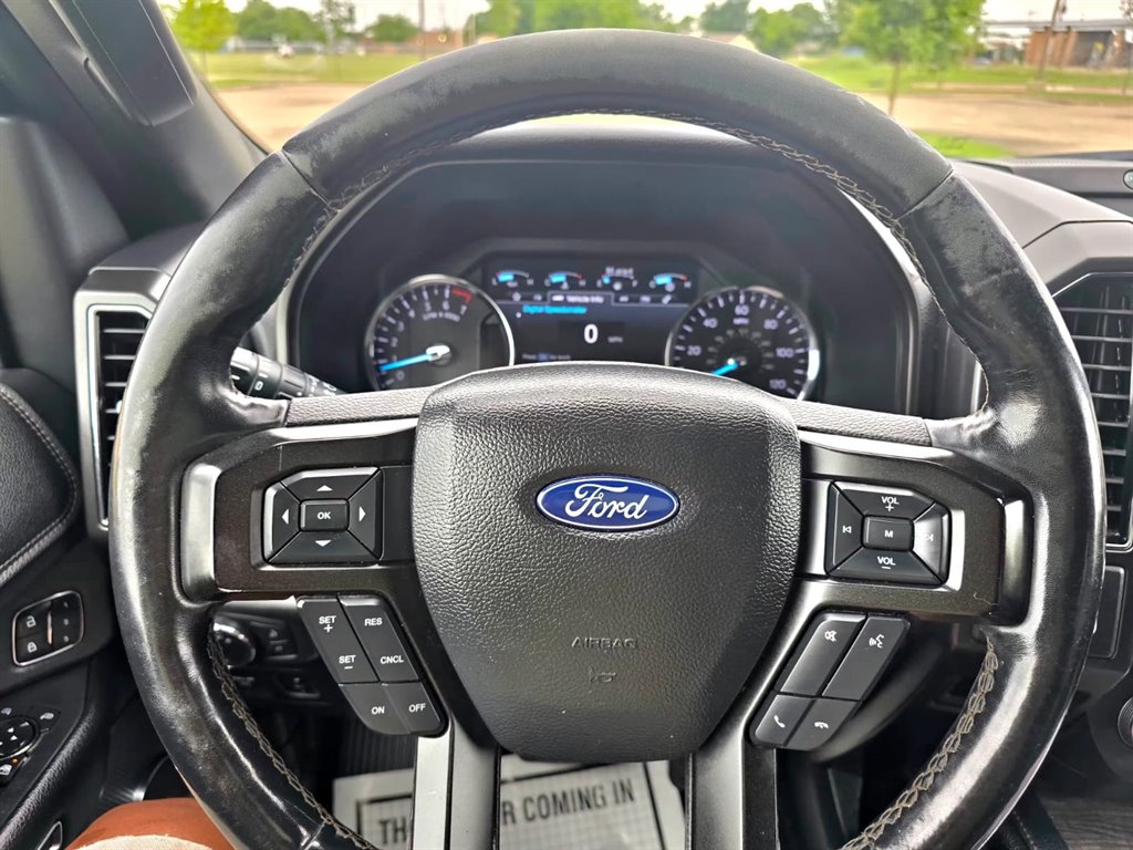 2019 Ford Expedition - $15,999