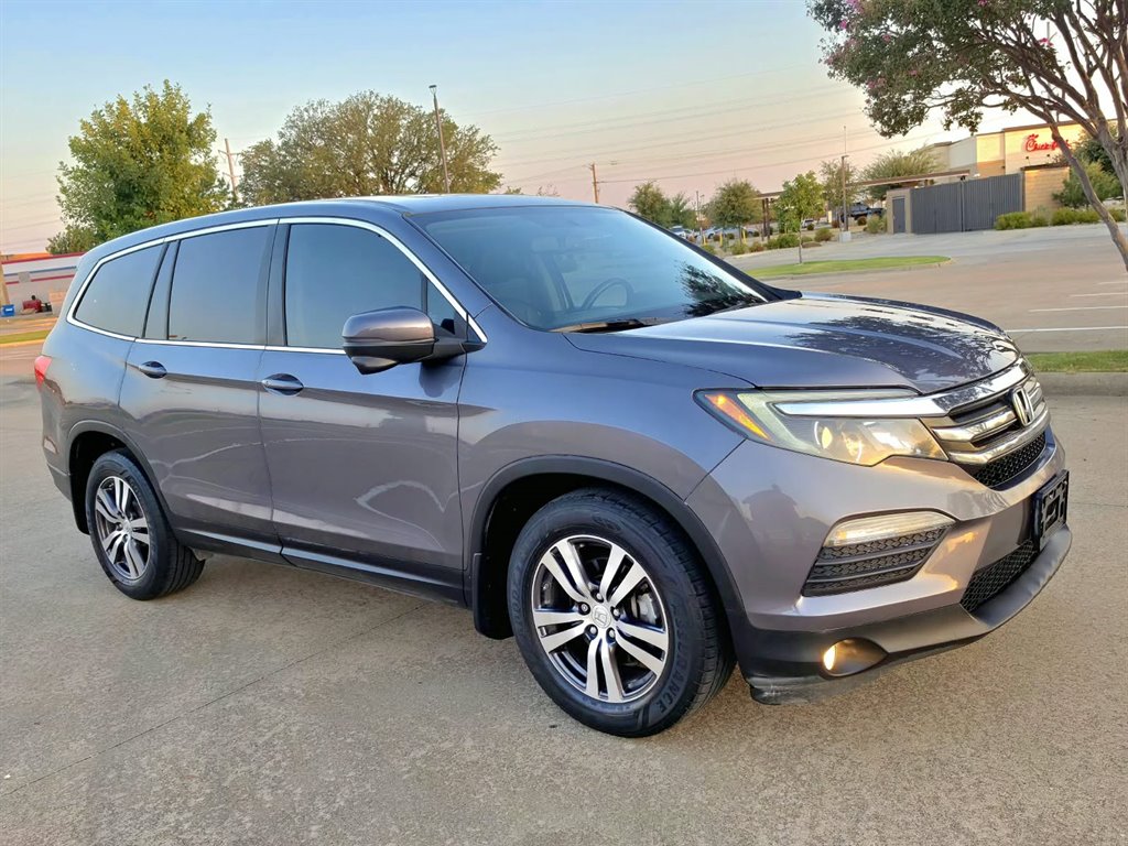 2016 Honda Pilot - $10,999