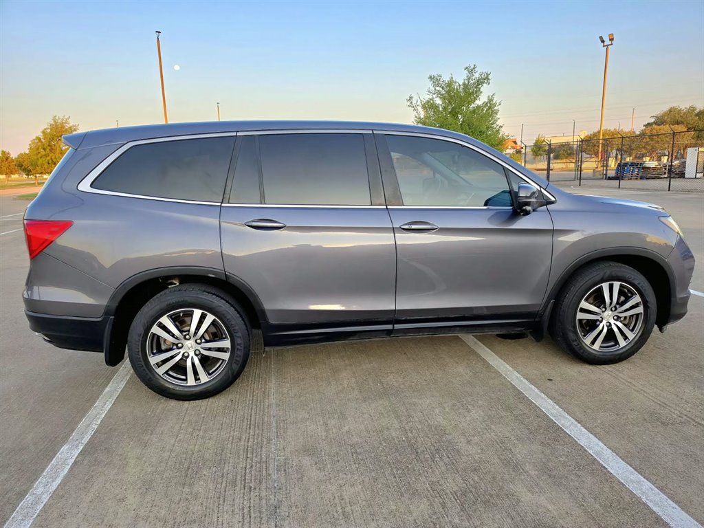 2016 Honda Pilot - $10,999