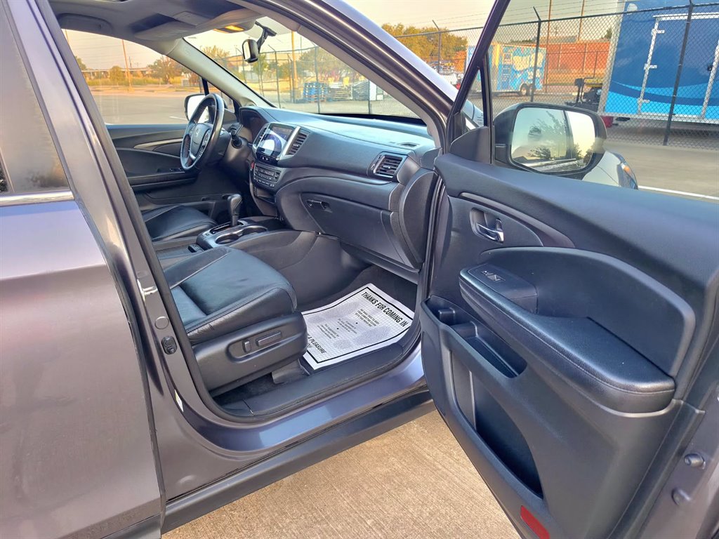 2016 Honda Pilot - $10,999