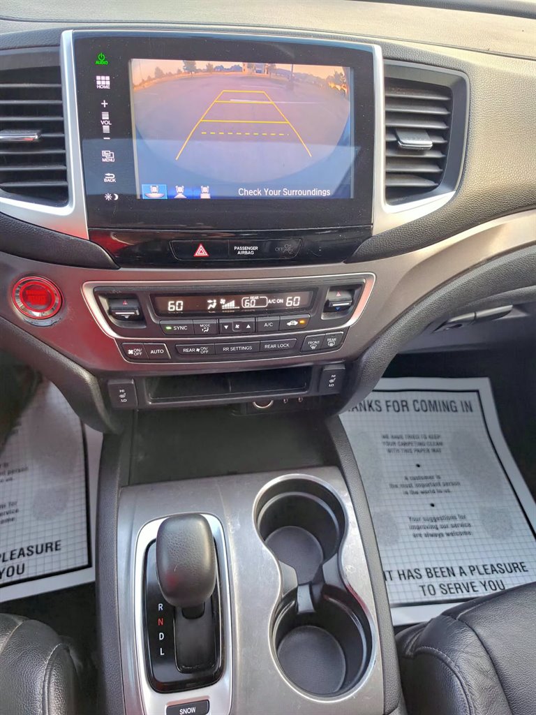 2016 Honda Pilot - $10,999