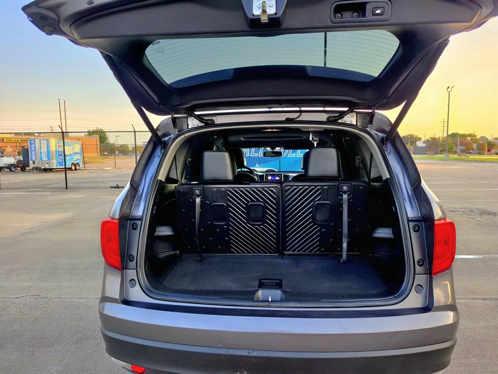2016 Honda Pilot - $10,999