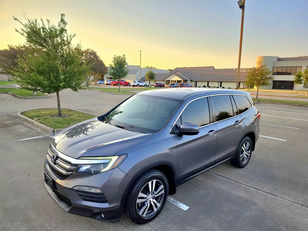 2016 Honda Pilot - $10,999