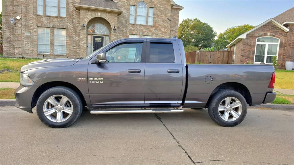 2014 Ram 1500 - $10,999