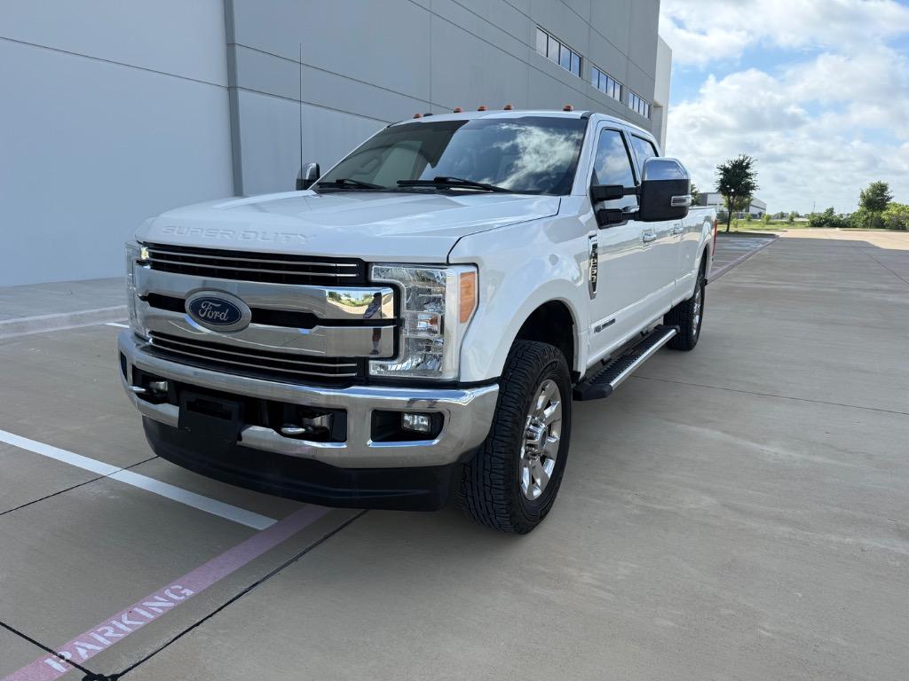 2017 Ford F-250 - $24,999