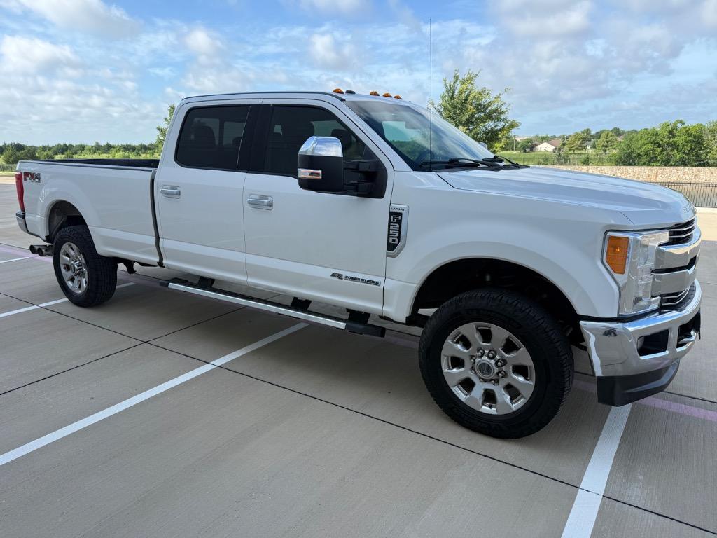 2017 Ford F-250 - $24,999