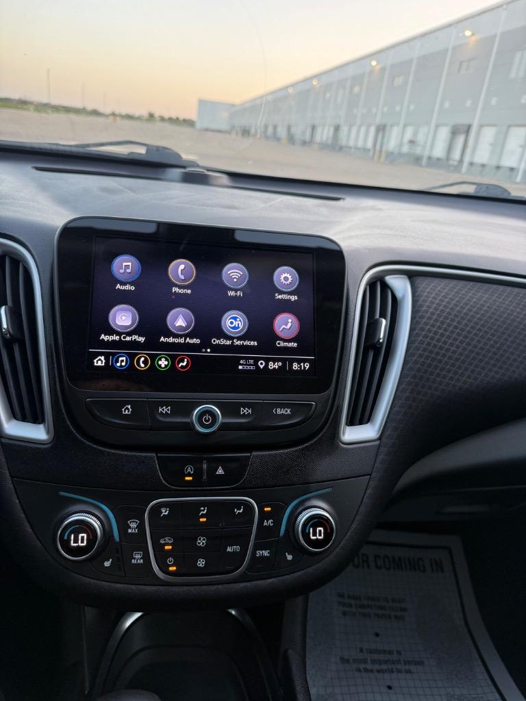 2022 Chevrolet Malibu - $10,499