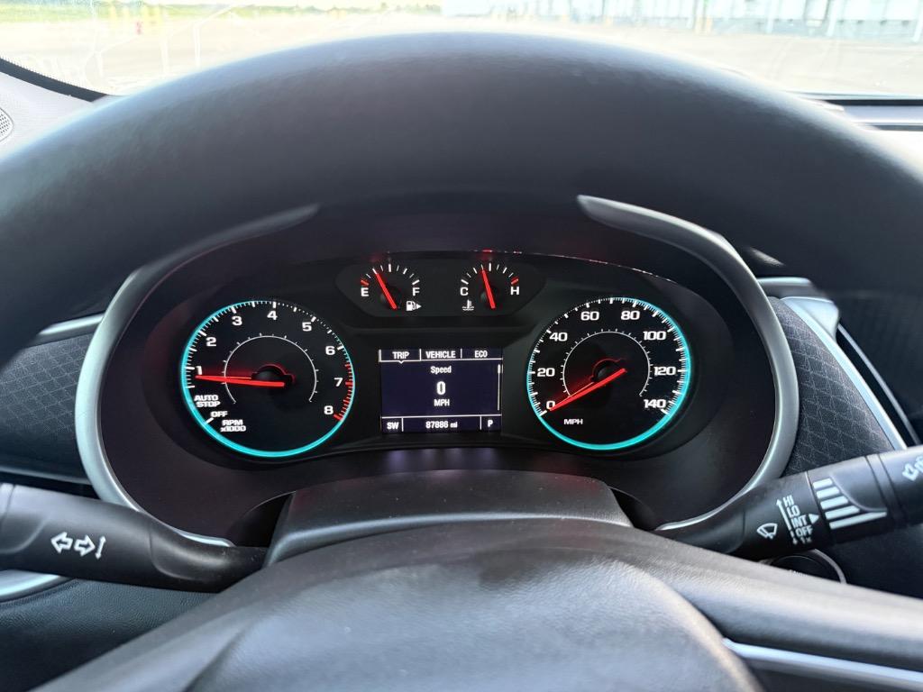 2022 Chevrolet Malibu - $10,499