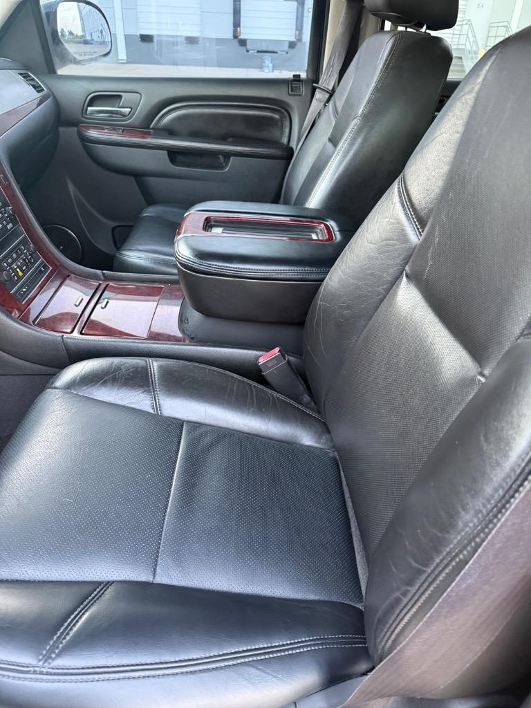 2013 Cadillac Escalade - $8,999