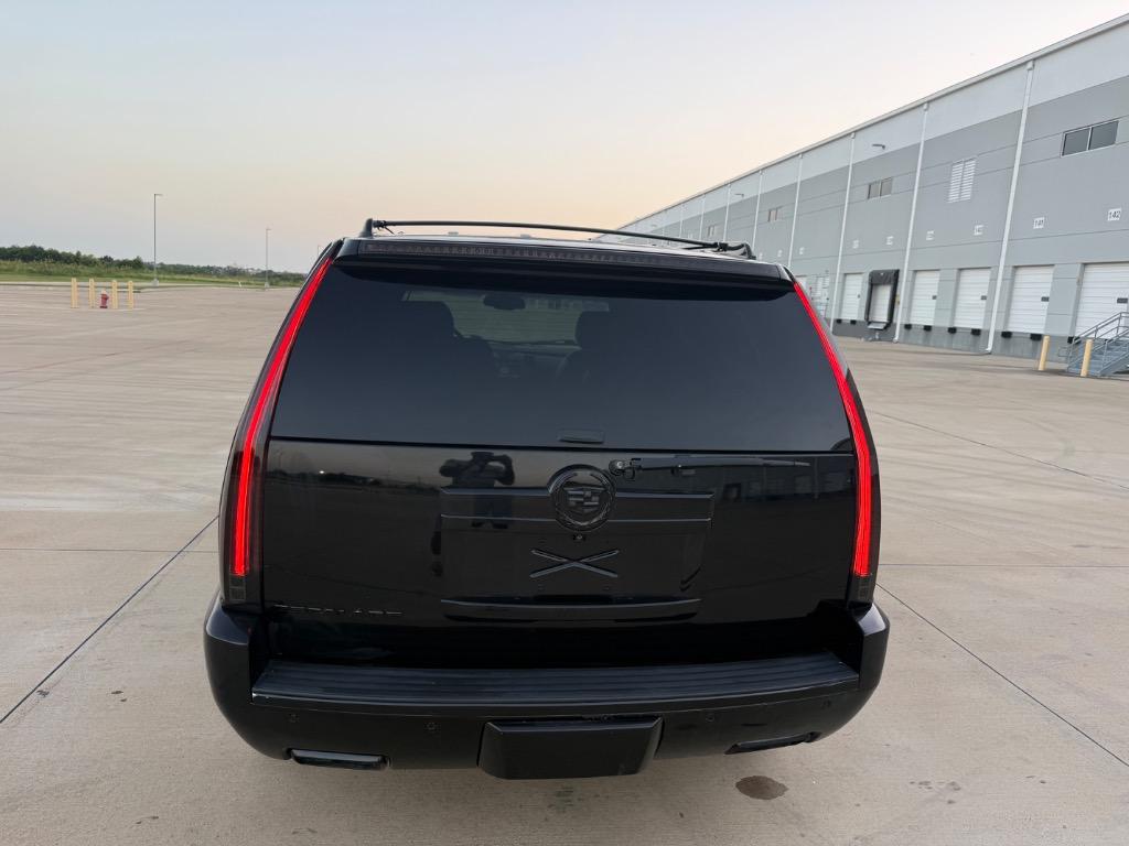 2013 Cadillac Escalade - $8,999