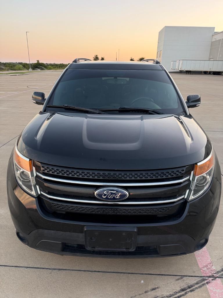2015 Ford Explorer - $7,999