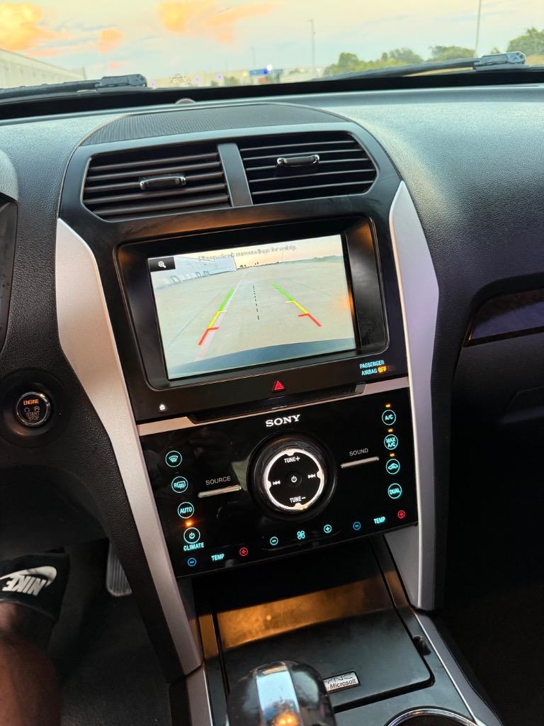 2015 Ford Explorer - $7,999