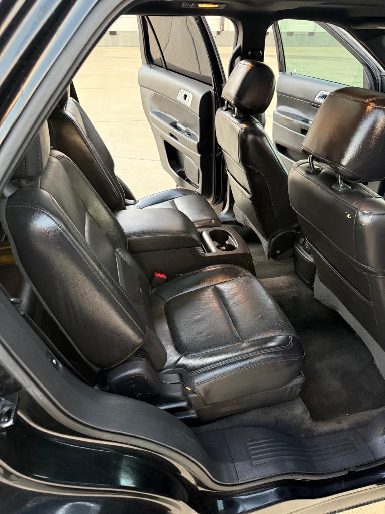 2015 Ford Explorer - $7,999