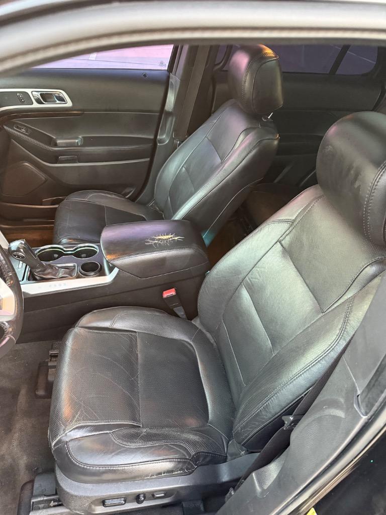2015 Ford Explorer - $7,999