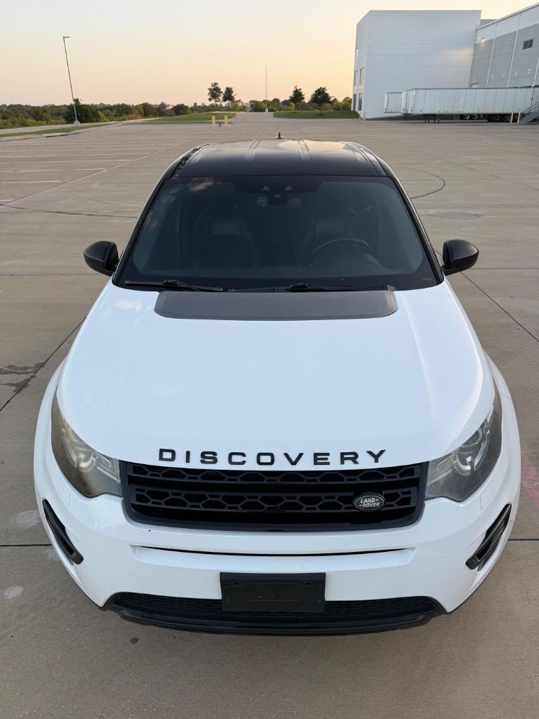 2016 Land Rover Discovery - $8,800