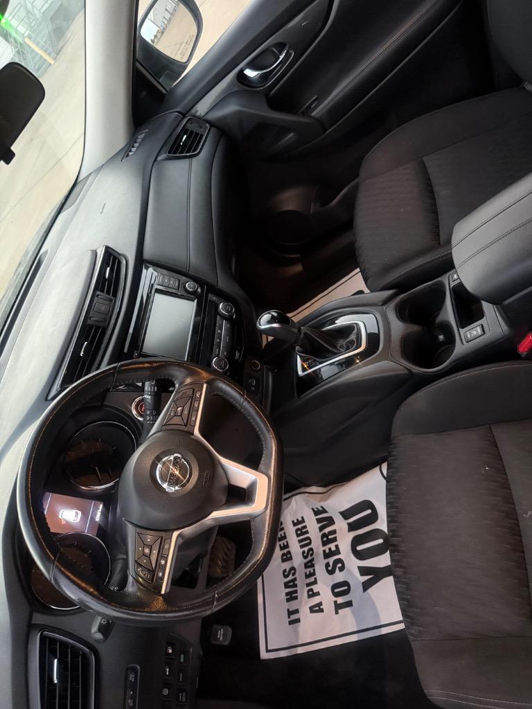 2019 Nissan Rogue - $9,999