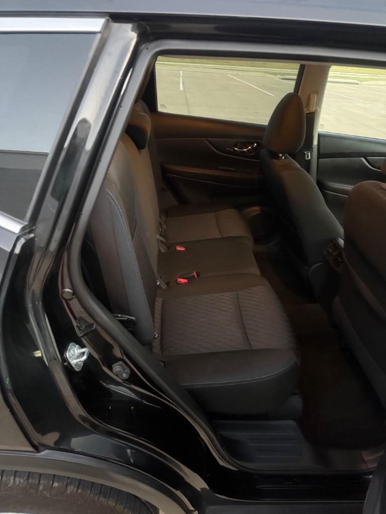 2019 Nissan Rogue - $9,999