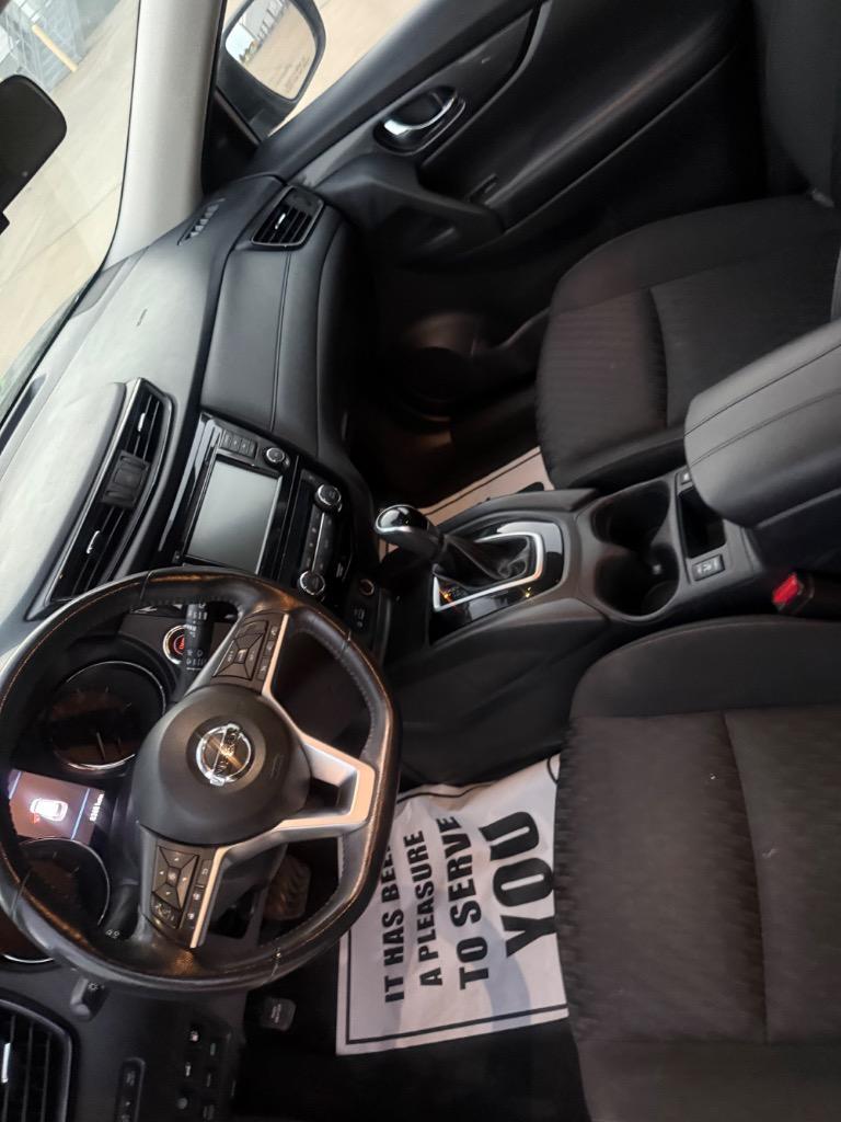 2019 Nissan Rogue - $9,999