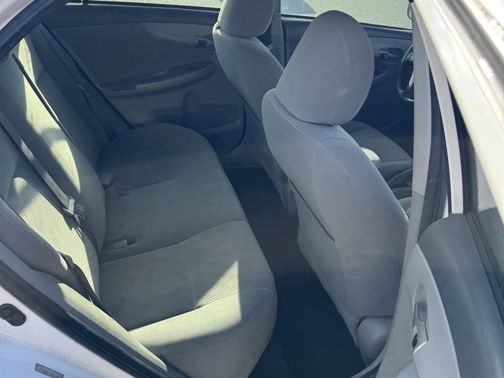 2010 Toyota Corolla photo