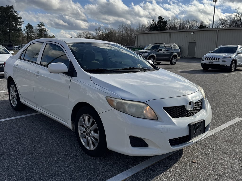 2010 Toyota Corolla photo