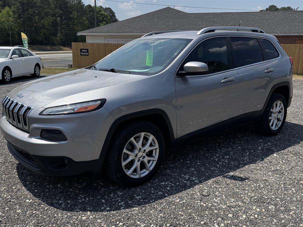 2014 Jeep Cherokee - $6,500