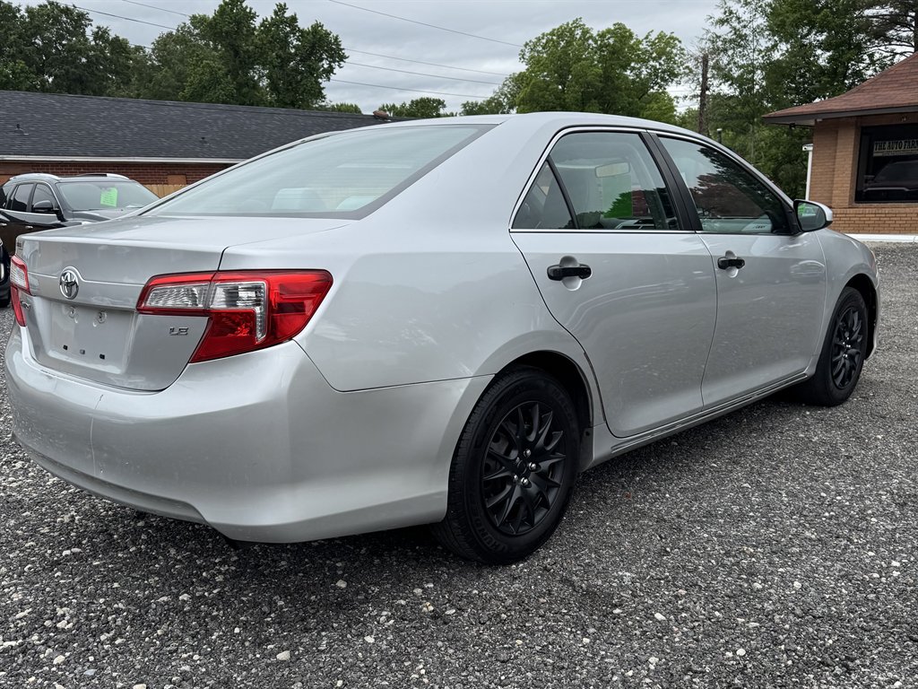 2012 Toyota Camry - $6,900