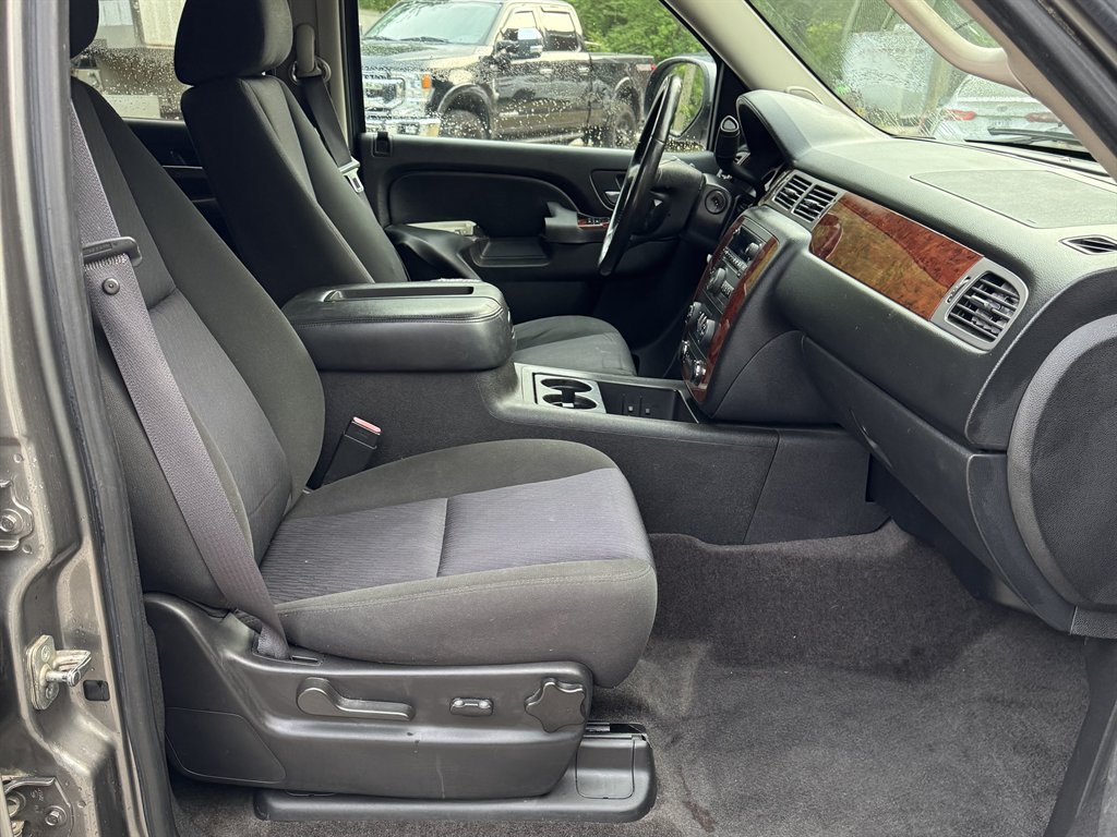 2012 Chevrolet Tahoe - $8,500