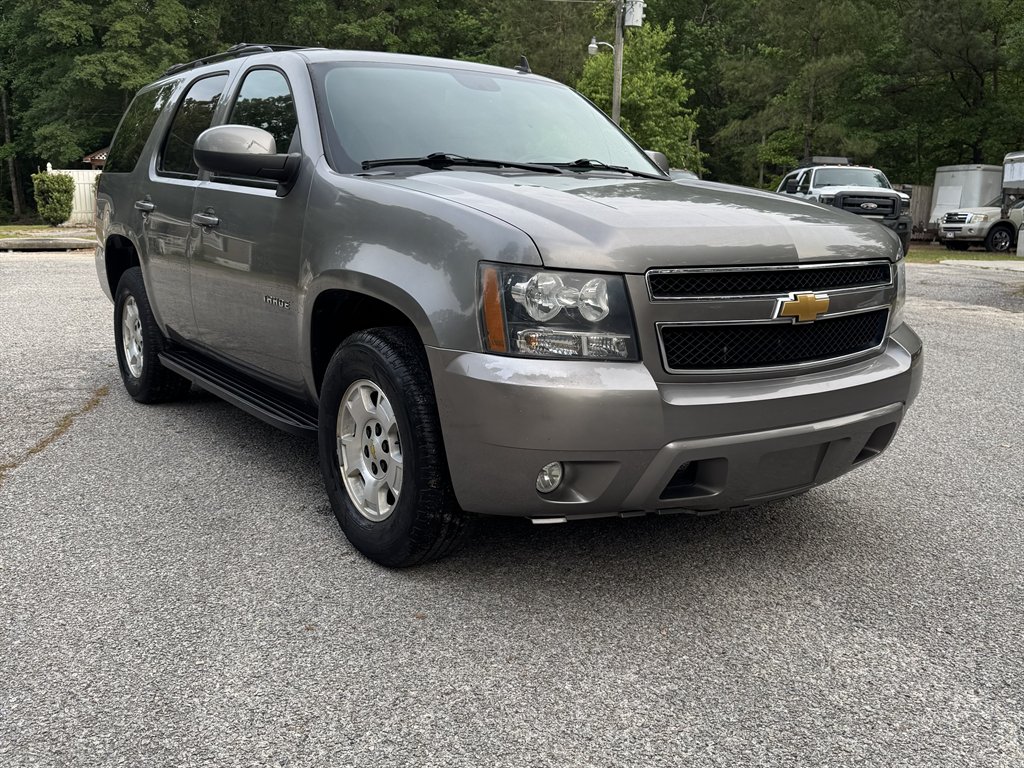 2012 Chevrolet Tahoe - $8,500