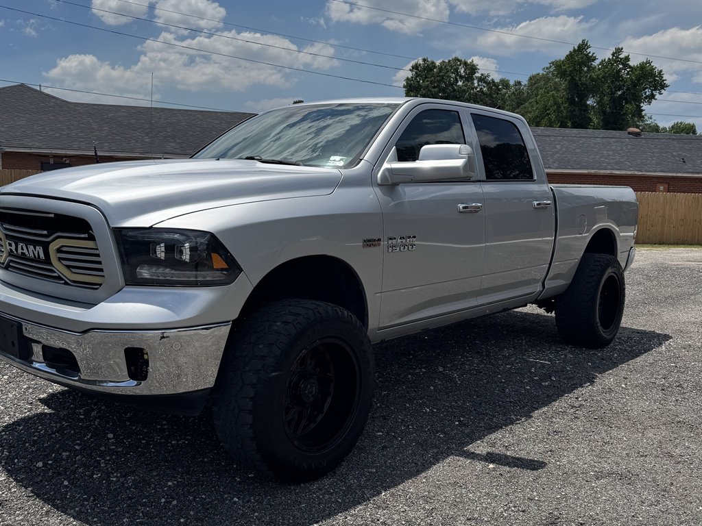 2017 Ram 1500 - $15,900