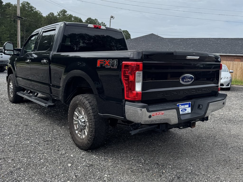 2018 Ford F-250 - $23,900