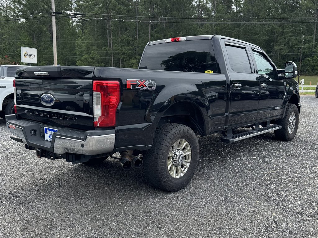 2018 Ford F-250 - $23,900