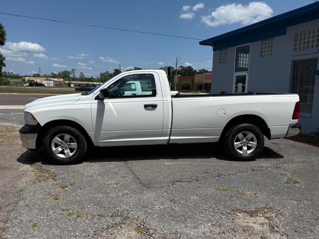 2017 RAM 1500 Tradesman photo