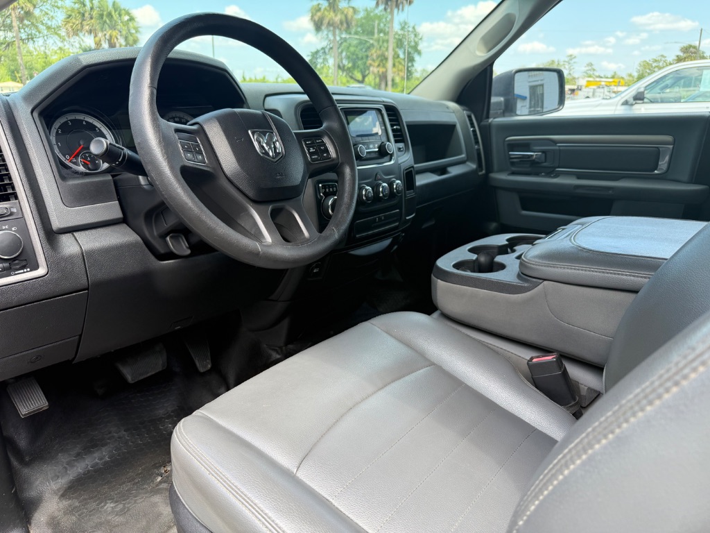 2017 RAM 1500 Tradesman photo