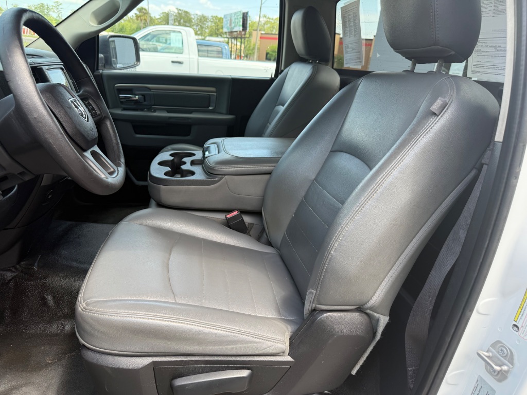 2017 RAM 1500 Tradesman photo