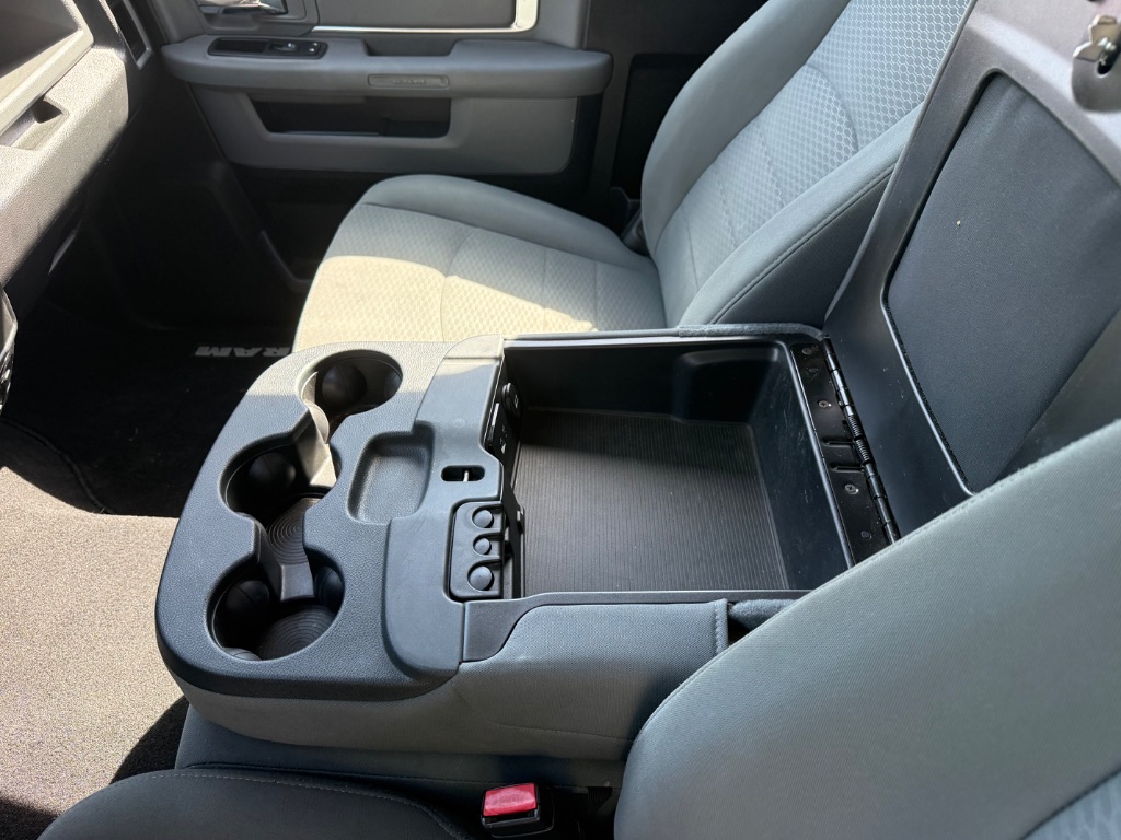2015 RAM 1500 Express photo