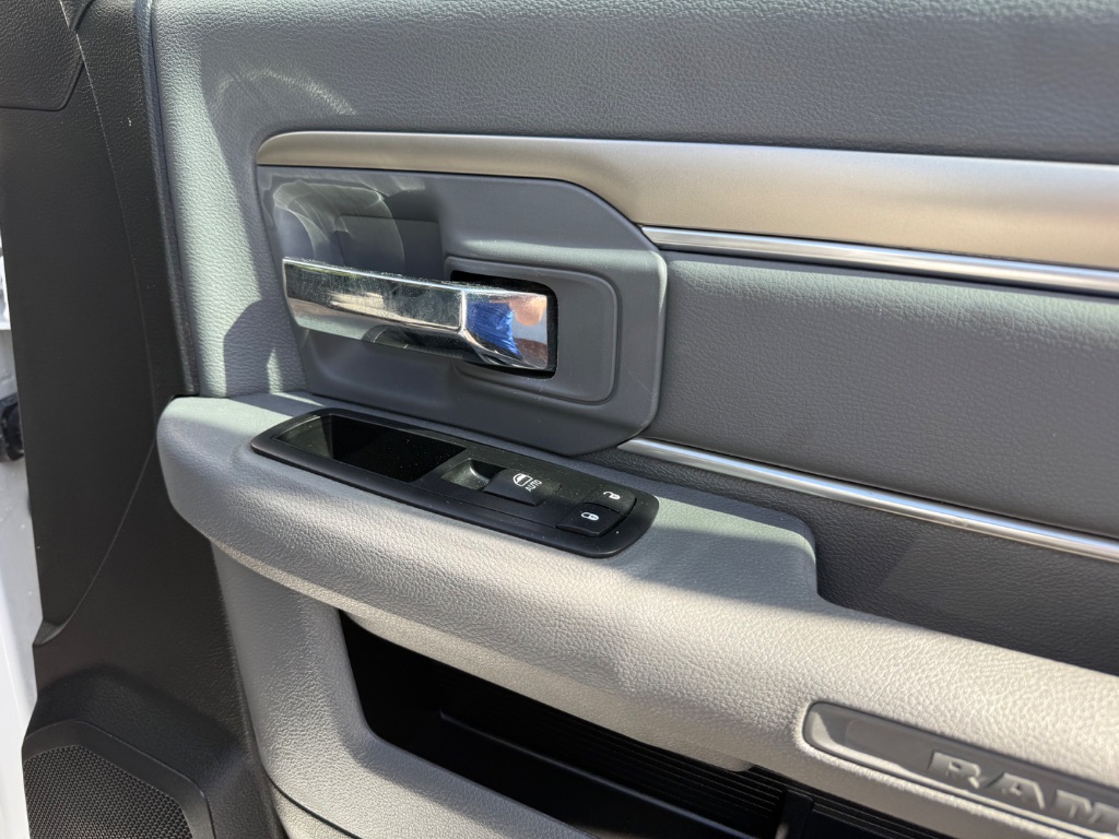 2015 RAM 1500 Express photo