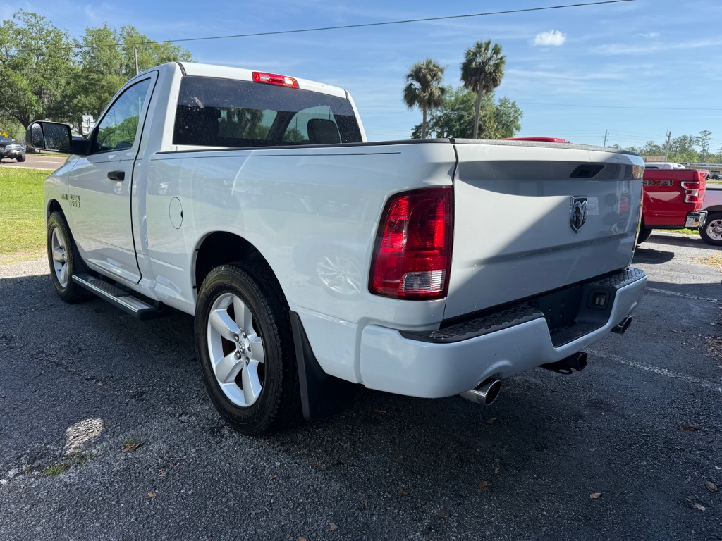 2015 RAM 1500 Express photo