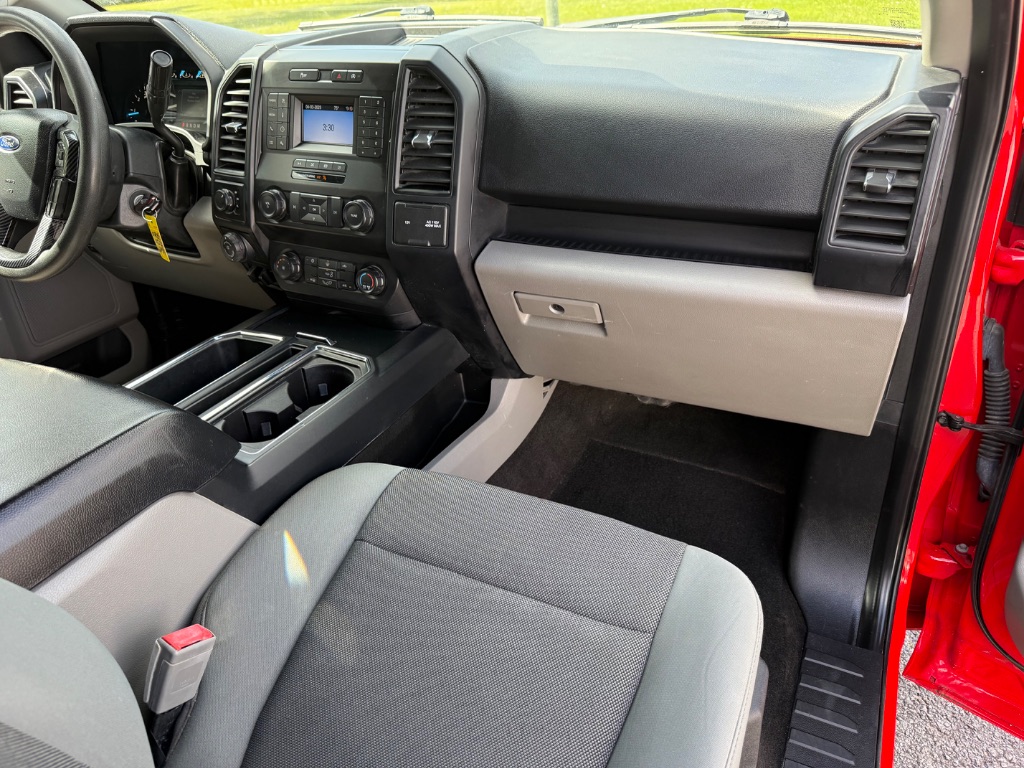 2019 Ford F150 XL photo
