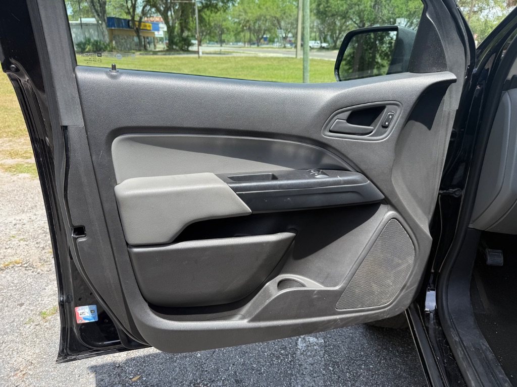2016 GMC Canyon photo