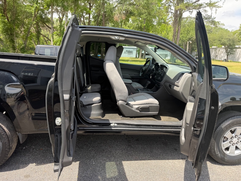 2016 GMC Canyon photo