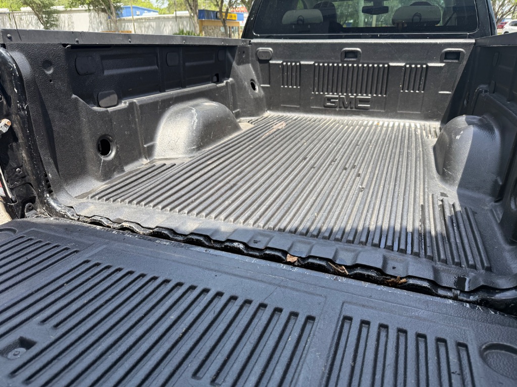 2016 GMC Canyon photo
