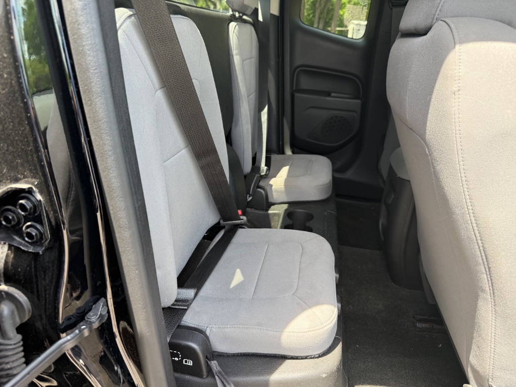 2016 GMC Canyon photo