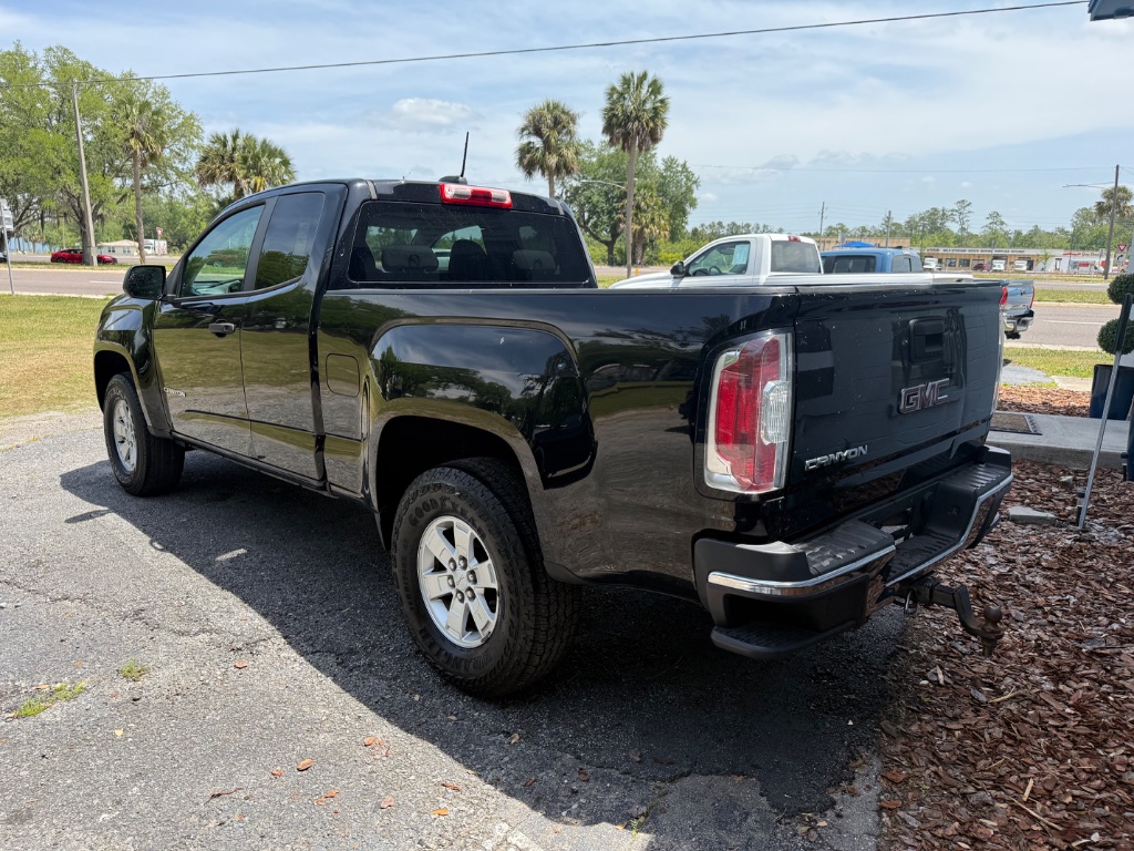 2016 GMC Canyon photo